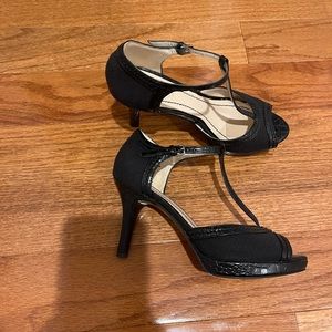 Nine West Black Open Toe Crocodile Sexy Heels Pumps Size 5.5